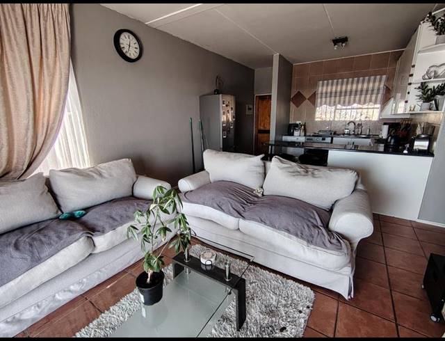 3 BEDROOM PROPERTY TO RENT IN SOLHEIM